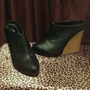 Wedge heels